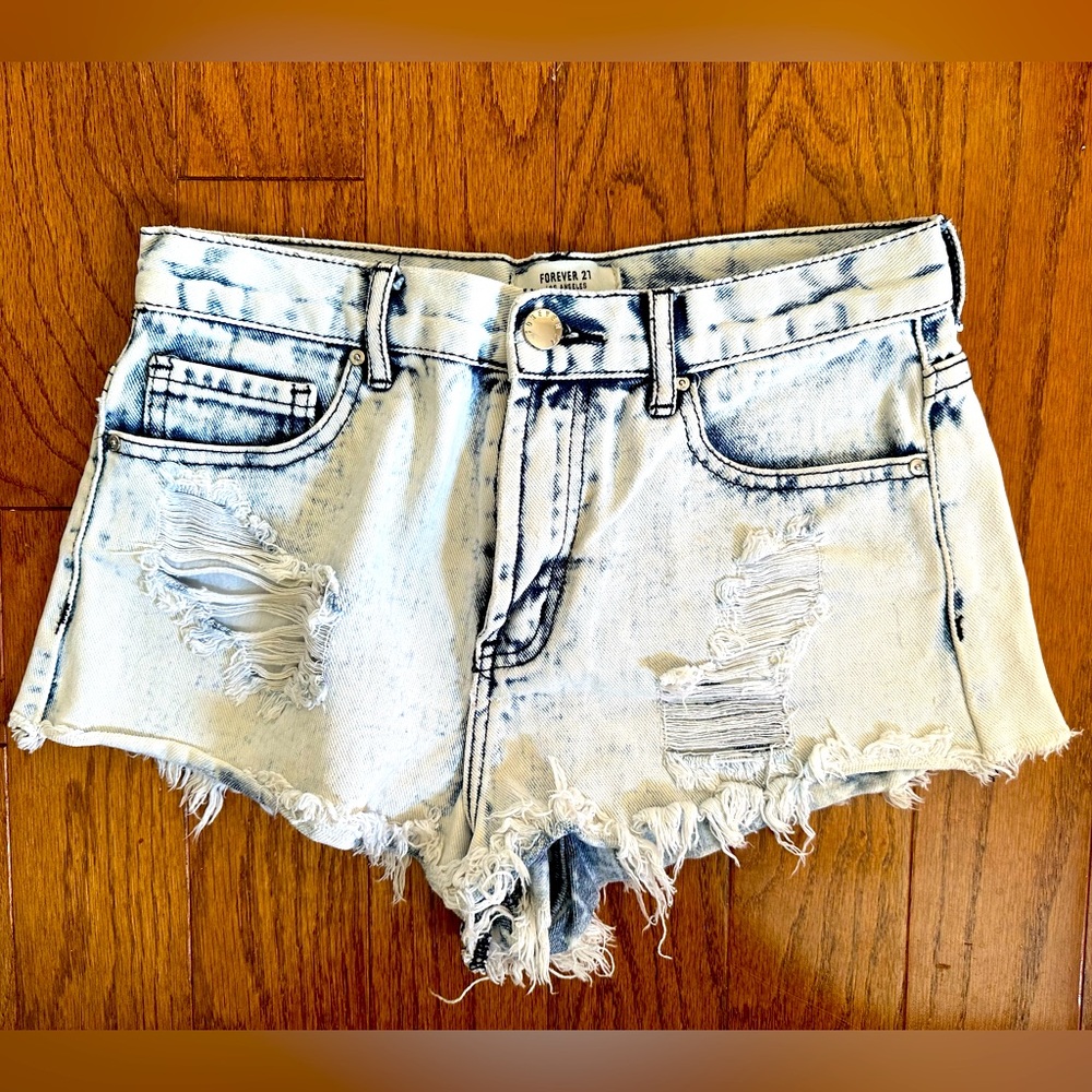 Forever 21 Los Angeles high waisted shorts